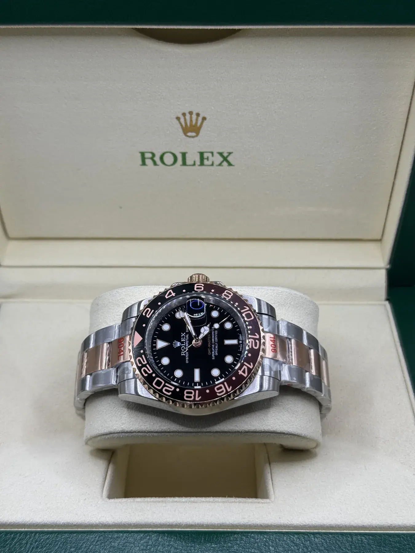 Rolex GMT-Master II "Root Beer" · Bicolor