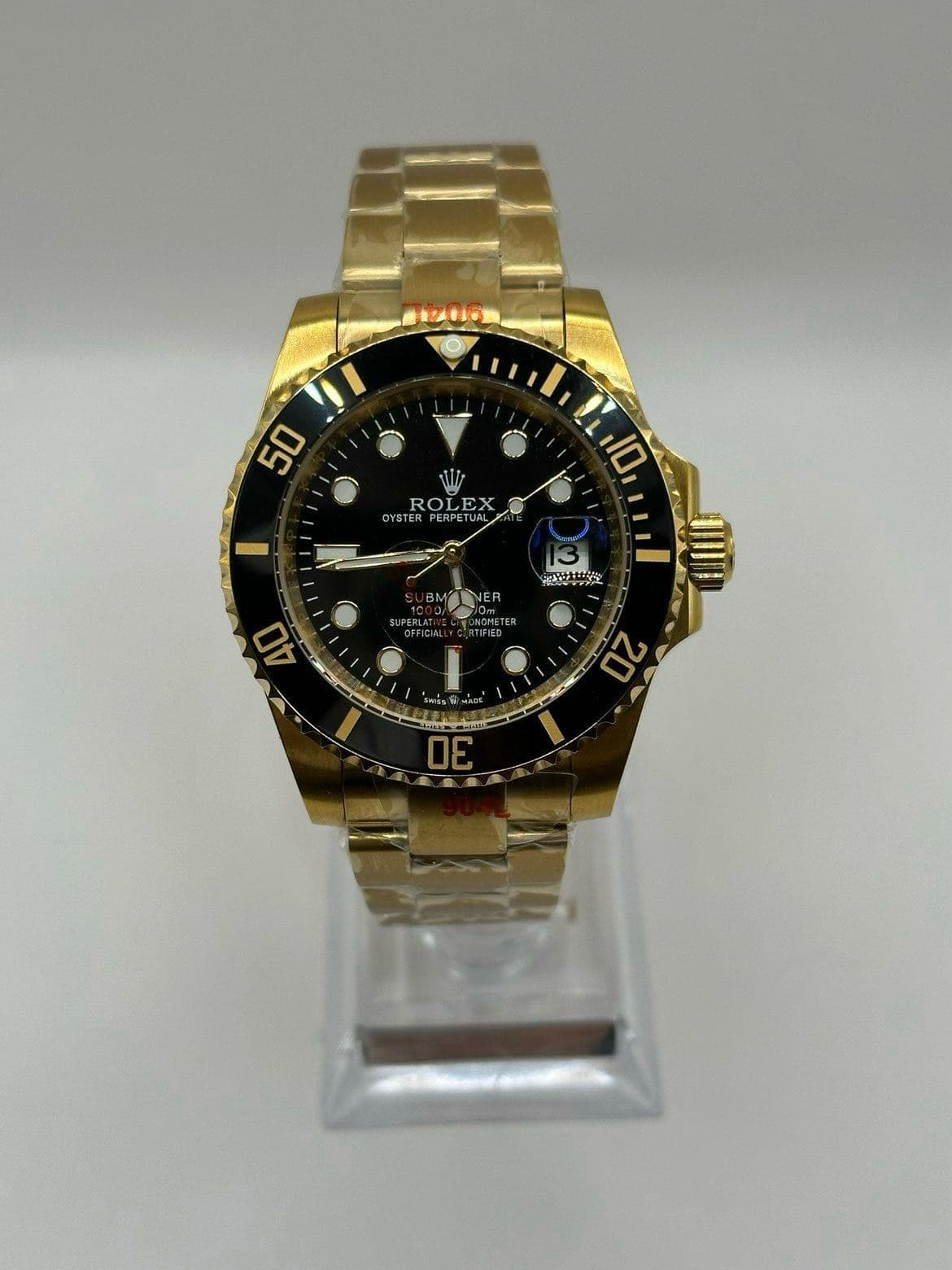 Rolex Submariner Date · Geelgoud