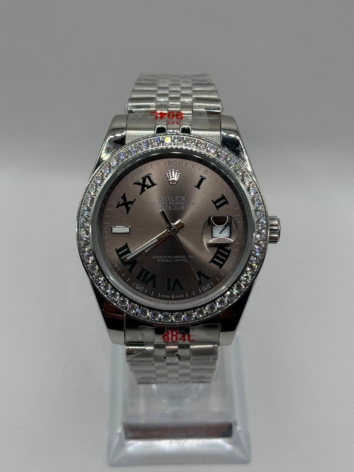 Datejust 41 · Grijs Romeins, diamanten bezel